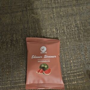 MIRYE Watermelon Shower Steamer